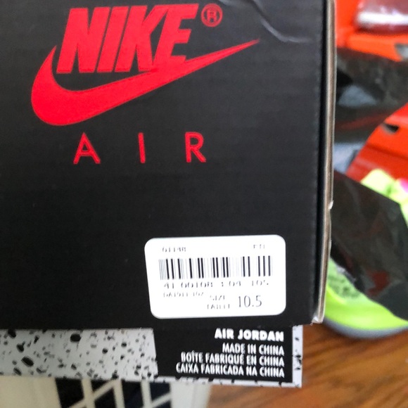 Jordan 5 Retro Fire Red 🔥👟DSWT !! - Picture 4 of 7